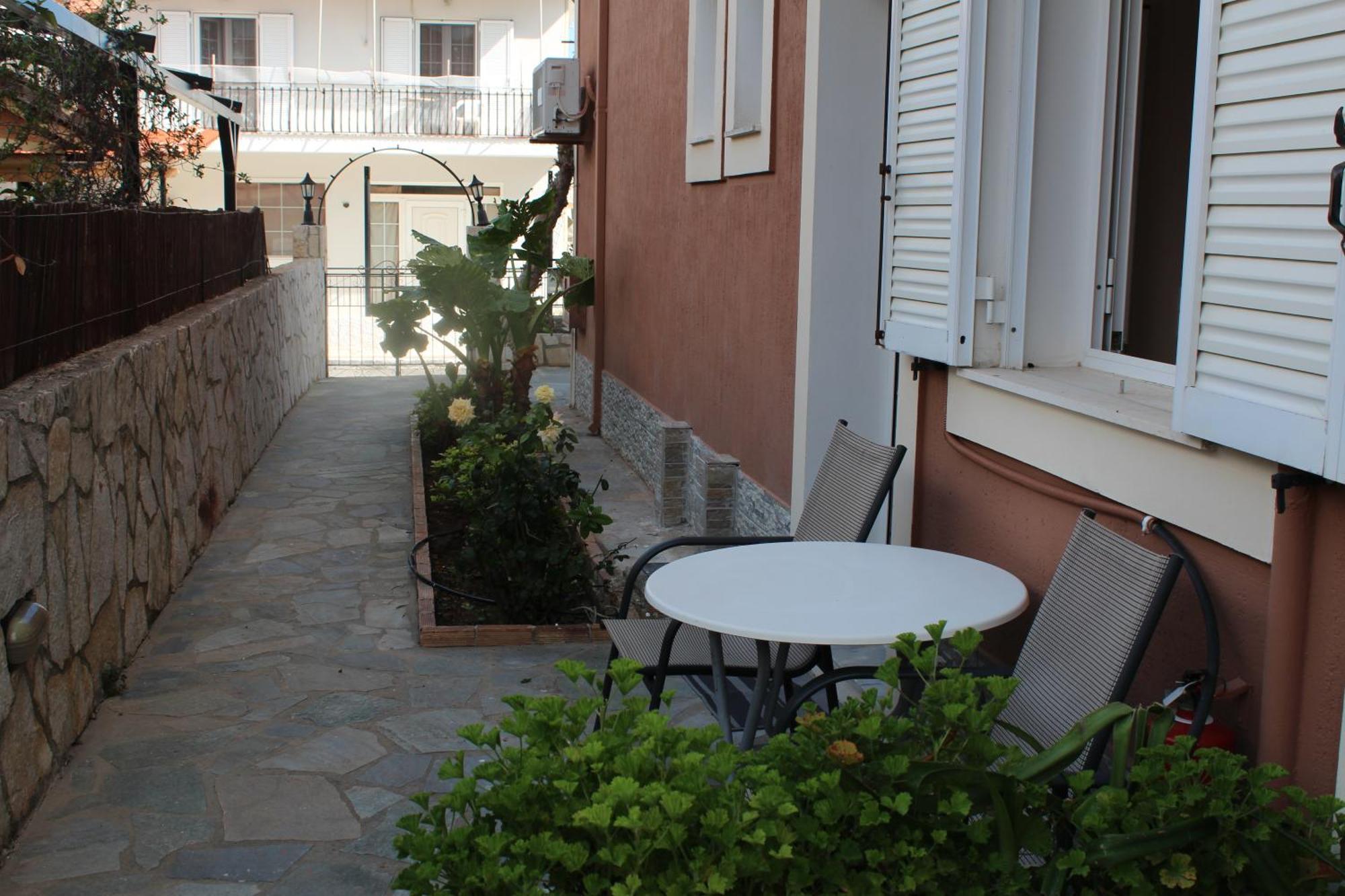 Theodora Studios & Apartments Skala  Exterior foto